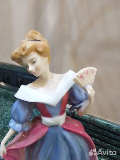 Фарфоровые статуэтки