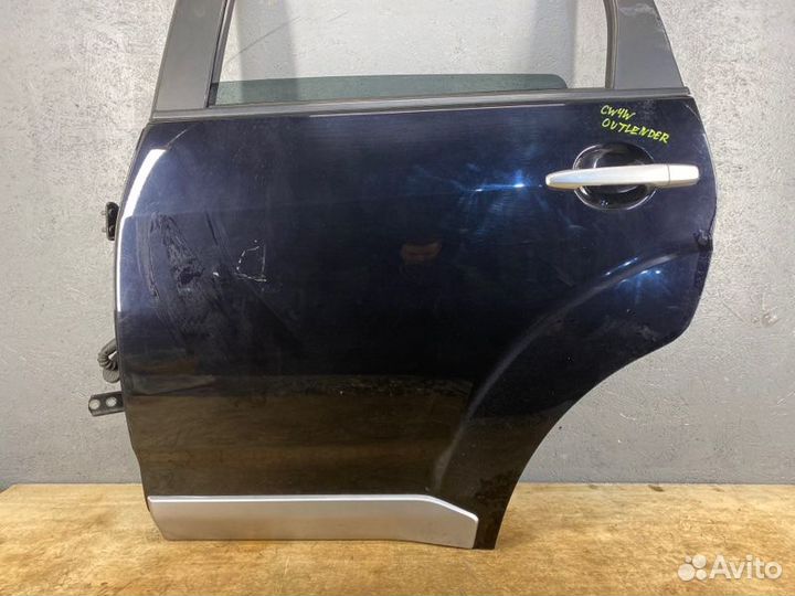 Задняя Левая Дверь Mitsubishi Outlander XL