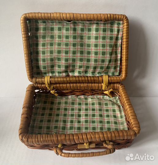 Фигурки статуэтки из полистоуна