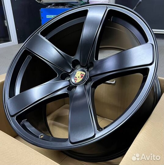 Диски на Porsche Macan Порше Макан R21