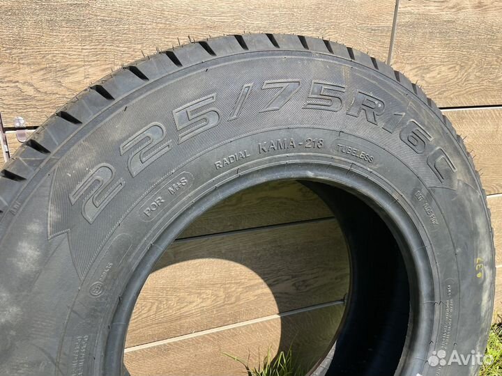 КАМА Кама-218 225/75 R16C 121N