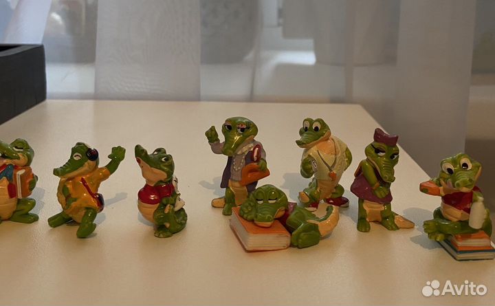 Киндер сюрприз из 90х крокодилы