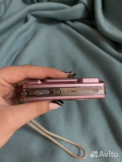 Компактный фотоаппарат sonycyber-shot