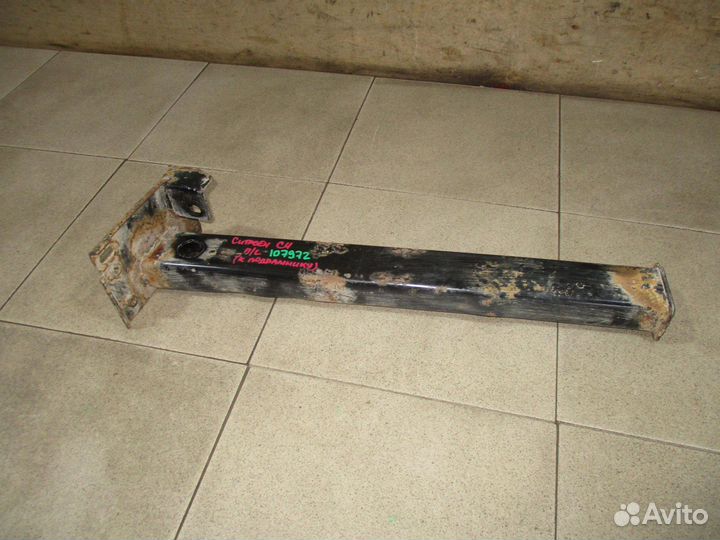 Кронштейн передней балки Citroen C4