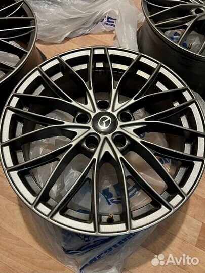 Литые диски r18