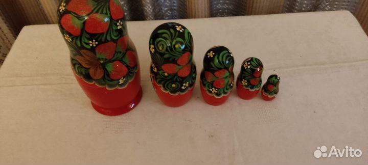 Матрешки сувенирные