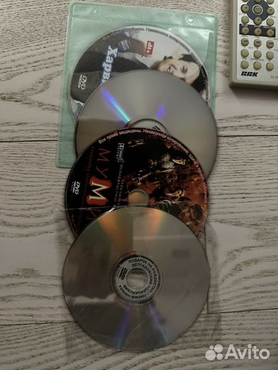 Портативный DVD- плеер BKK