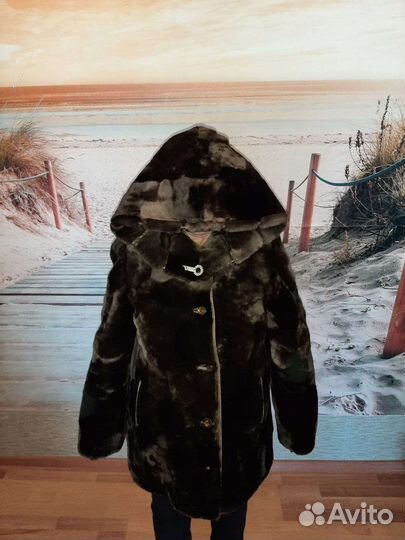 Шуба мутоновая с капюшоном 48 50