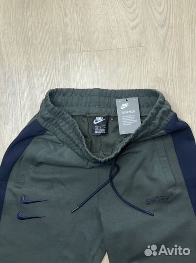 Шорты мужские Nike Swoosh