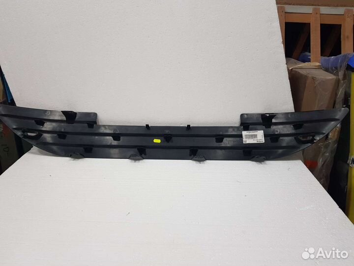 Решетка Пер. Бампера Центр. Peugeot 408 нов ориг