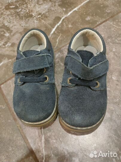 Сандалии и ботинки