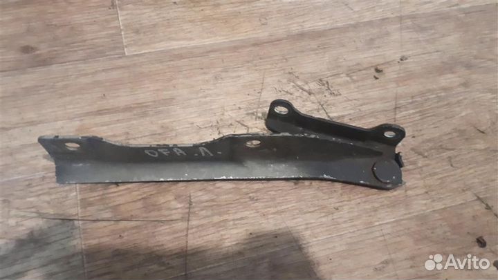 Петля капота левая Opel Frontera A 1992-1998