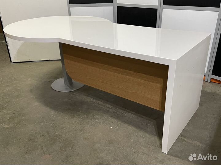 Стол руководителя 212х80(119) х77 белый