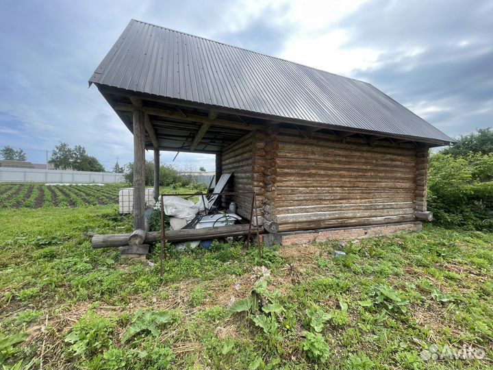 Дом 30 м² на участке 1 сот.