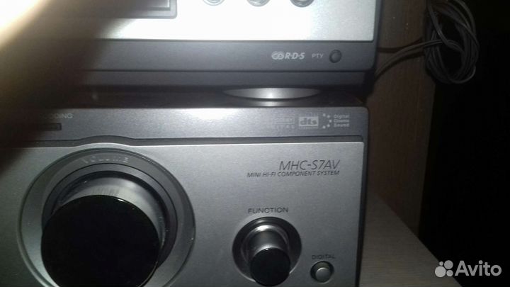 Музыкальный центр sony