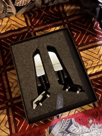 BMW s1000rr Ducati v4