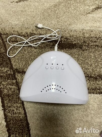 Лампа для сушки ногтей