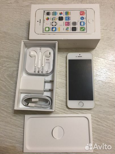 Телефон iPhone 5s