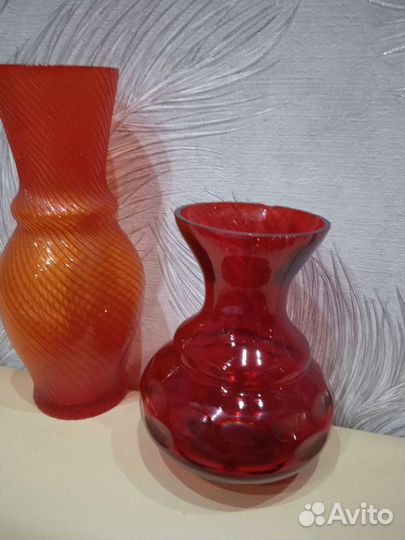 Вазы красное стекло