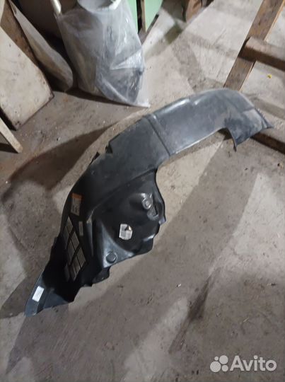 Продам подкрылок