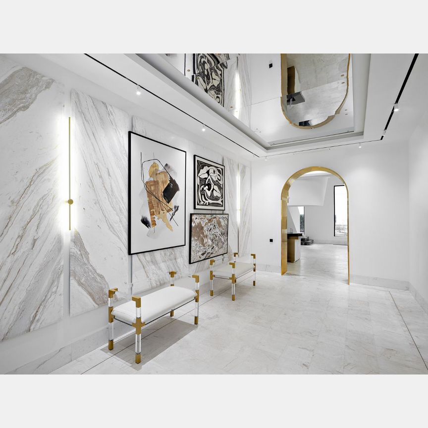 3-к. квартира, 131,7 м², 4/7 эт.