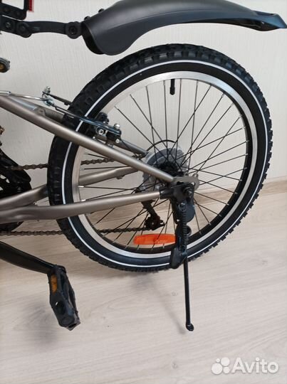 Велосипед новый на 6-9 лет