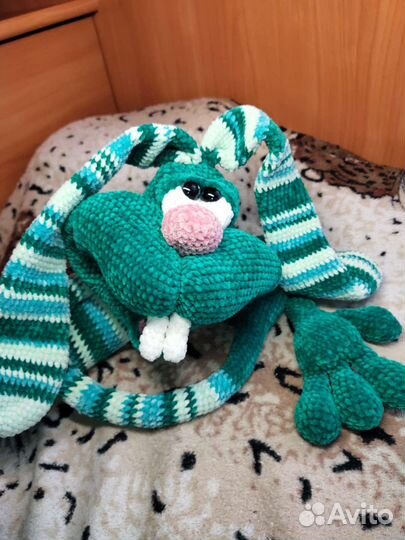 Плюшевый заяц Кекс