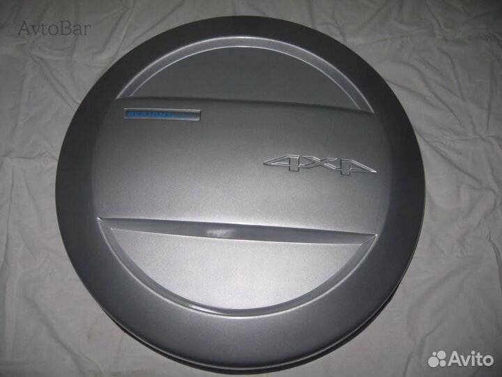 Колпак на запасное колесо Нива