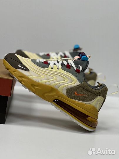 Кроссовки Nike Air Max 270