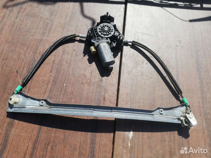 Стеклоподъемник Рено Клио 2