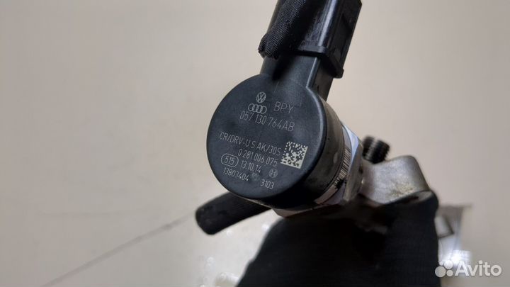 Рампа топливная Skoda Octavia (A7), 2015