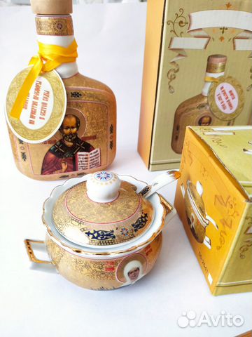 Комплект: сосуд для святой воды и солонка с иконой