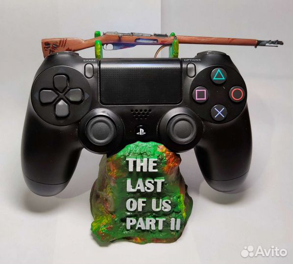 Подставка для dualshok 4, одни из нас 2