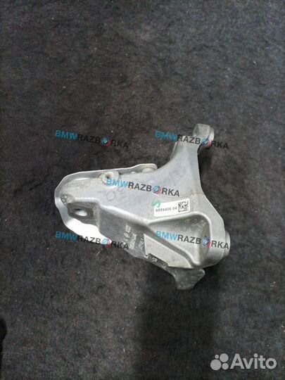 Кронштейн двигателя правый BMW 5 G30/G31 2017