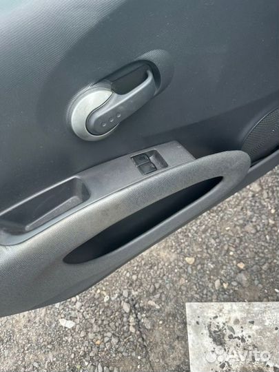 Стеклоподъёмник передний левый Nissan Micra K12