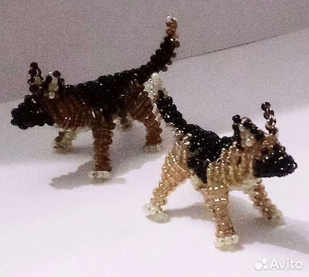 Овчарка-Хаски-Шнауцер-Корги-Пудели-Пчела из бисера