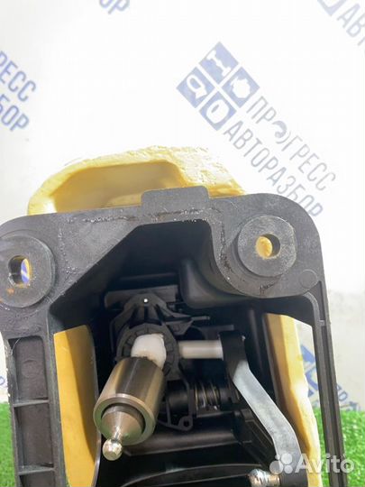 Кулиса МКПП Renault Fluence седан 1.6 K4M V838