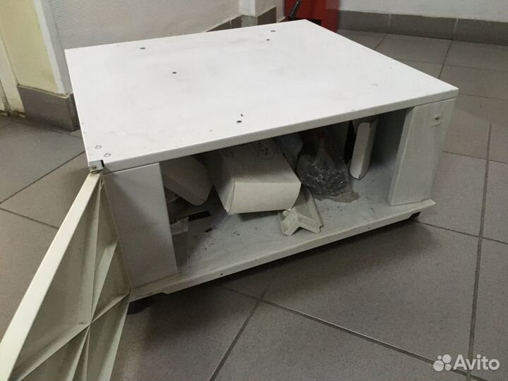 Ящик на колесиках под мфу/оргтехнику