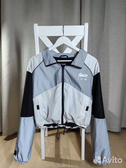 Нейлоновая куртка Pull&Bear