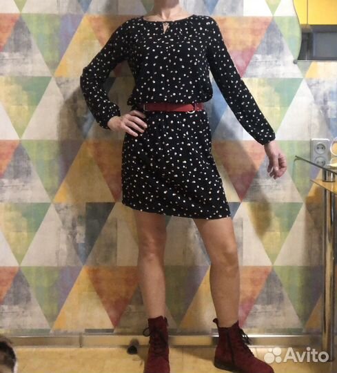 Женское платье 44