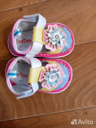 Сандалики для девочки