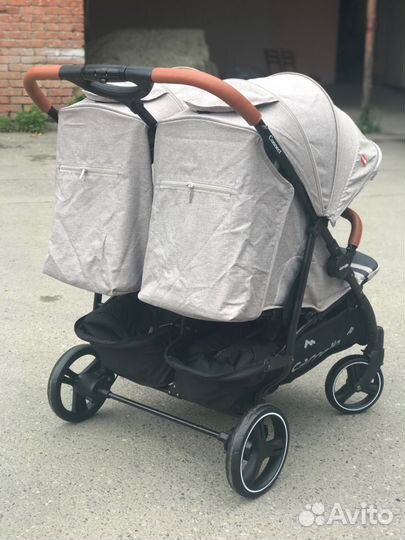 Коляска для двойни Carrello 