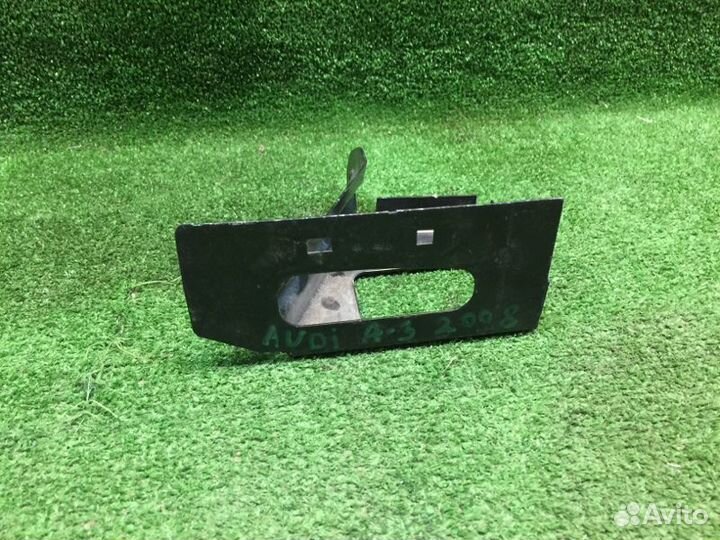 Кронштейн Audi A3 2008-2015