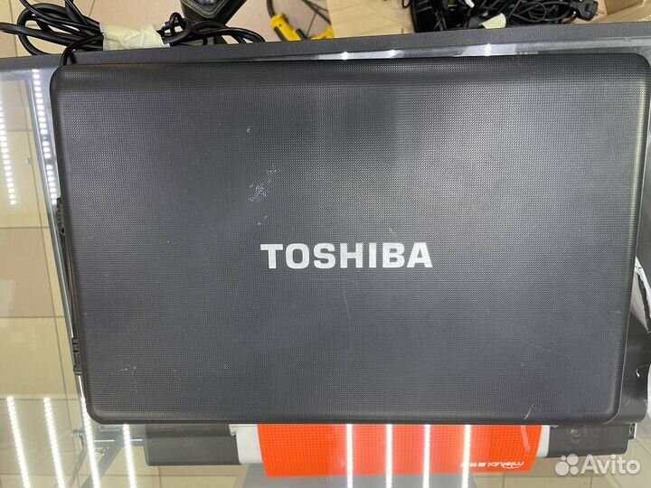 Ноутбук для работы Toshiba Satellite C660D-186 П1
