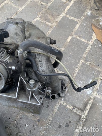 Впускной коллектор и дроссель