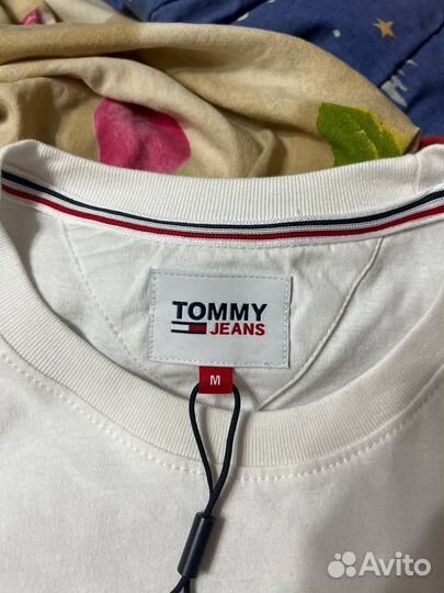 Футболка tommy jeans