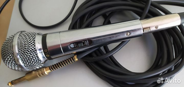 Dvd плеер с караоке LG DKS-5550