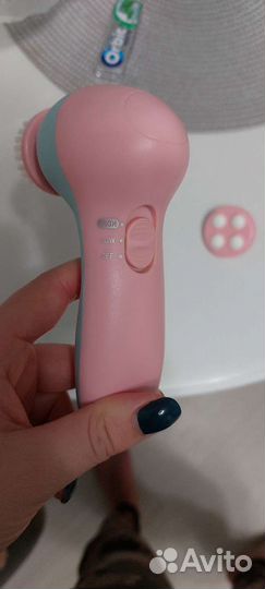 Массажер - щетка для лица