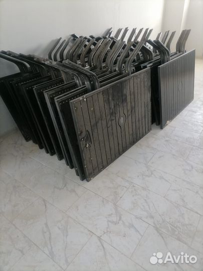 Комплект стол и стулья