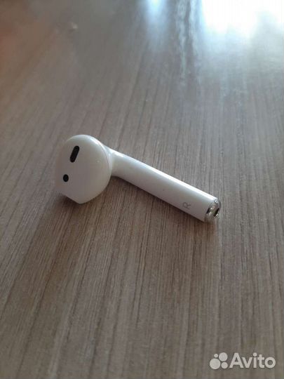 Наушники apple airpods правый